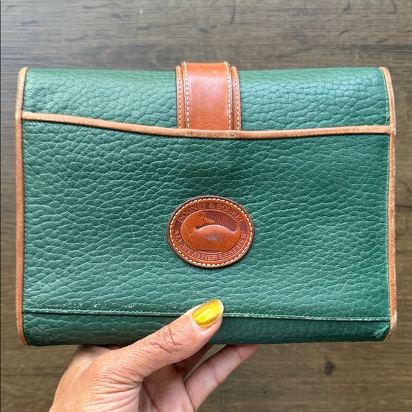 Dooney & Bourke Handbags - 1983 Dooney & Bourke Vintage Green Pebbled Leather Organizer Wallet
